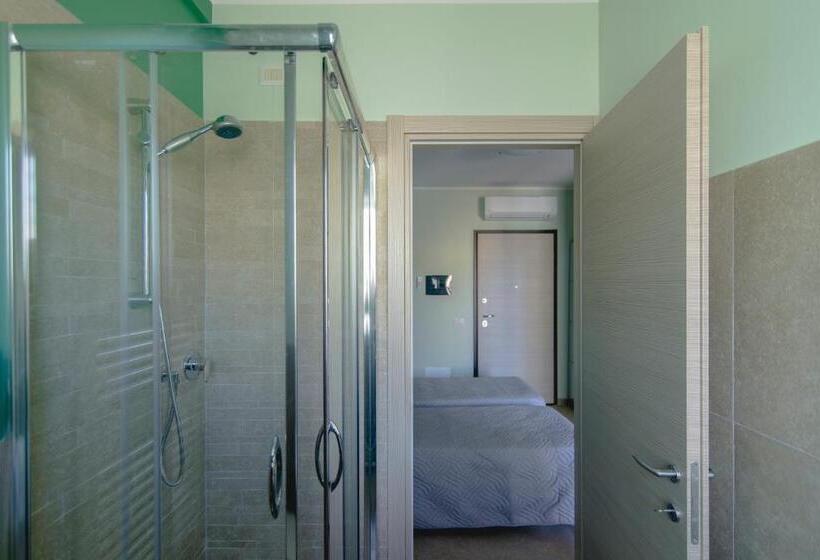 اتاق استاندارد, Guest House Roma Express