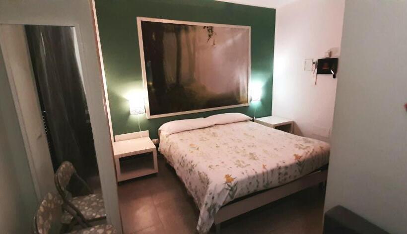 اتاق استاندارد, Guest House Roma Express