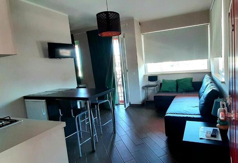 آپارتمان 1 خوابه, Guest House Roma Express