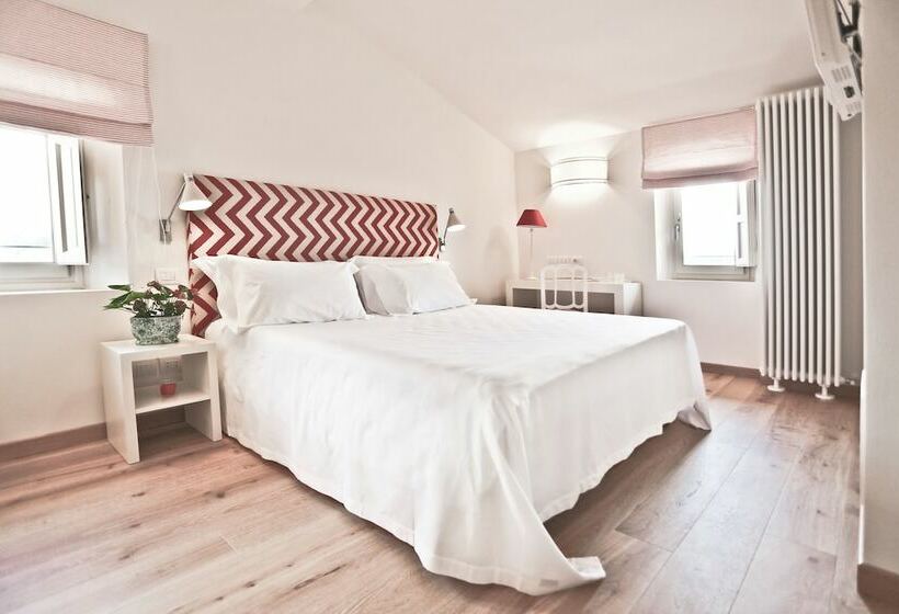 디럭스 룸, Poggio Baronti B&b