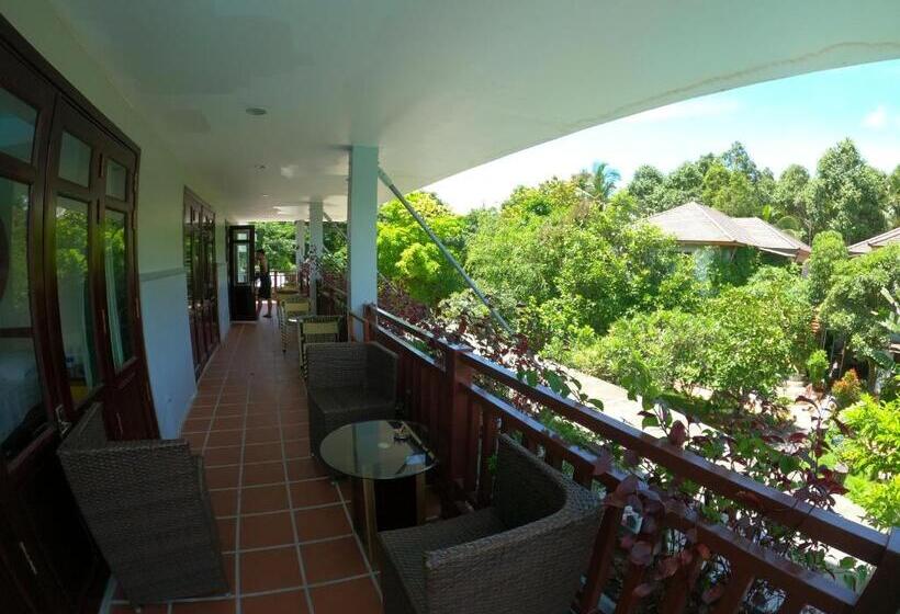 سوئیت با تخت بزرگ, Vela Phu Quoc Resort