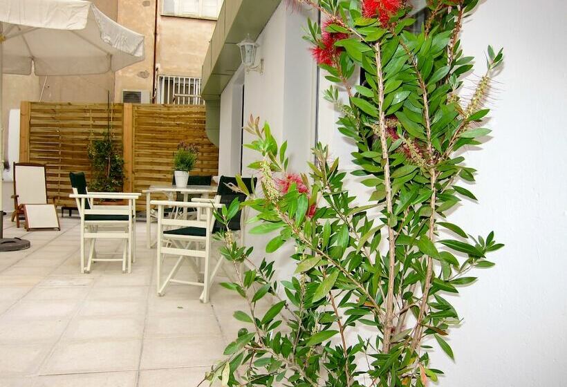 Studio Standard avec Terrasse, Concierge Monastiraki