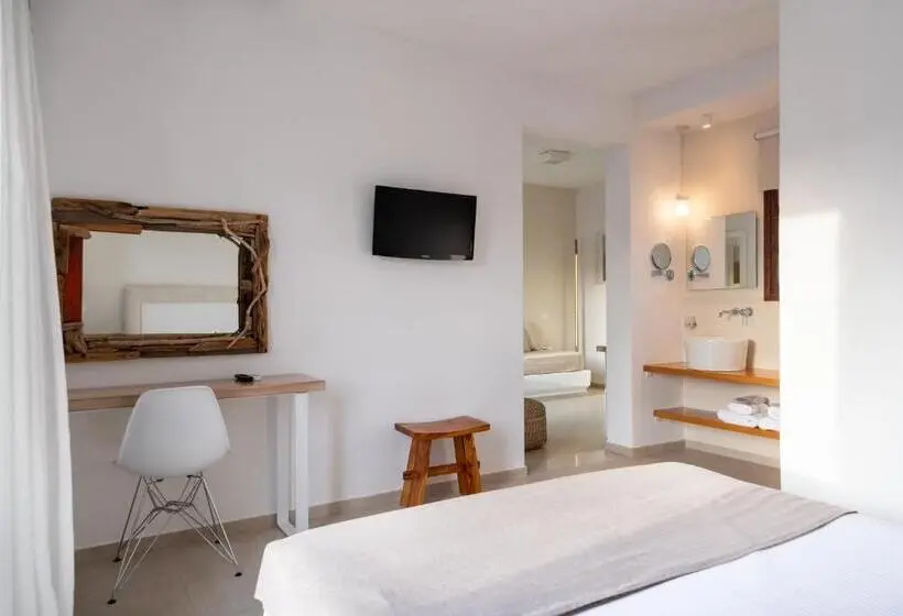コンフォーとスイートルーム, Aella Residence