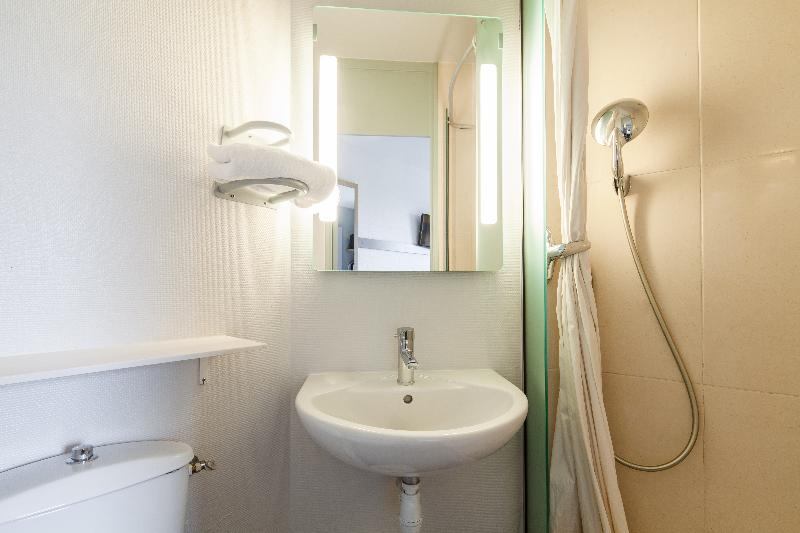 Номер Стандарт, B&b Hotel Evry Lisses 1
