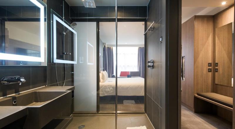 수피리어 룸, Novotel London Heathrow Airport T1 T2 And T3