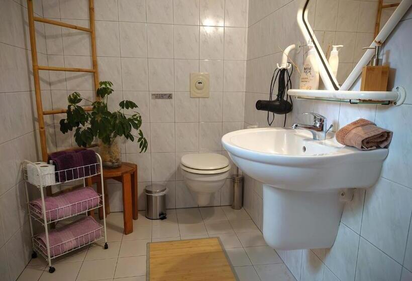 Люкс 2 Спальни, Relais De Laval