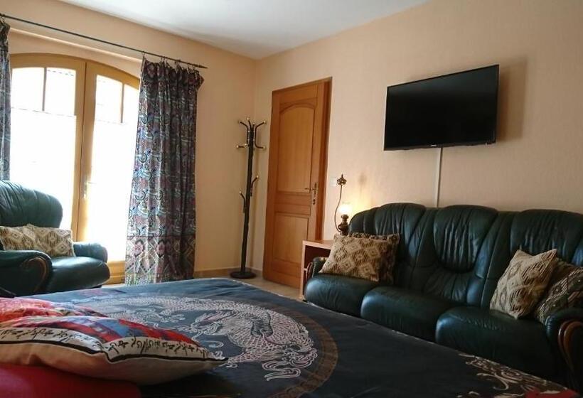 Люкс 2 Спальни, Relais De Laval