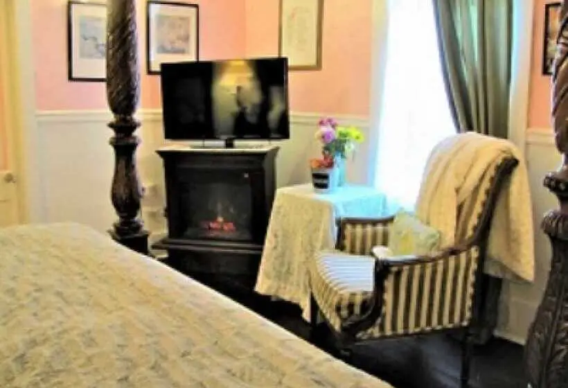 スーペリアトリプルルーム, The Olde Mill Inn Bed & Breakfast
