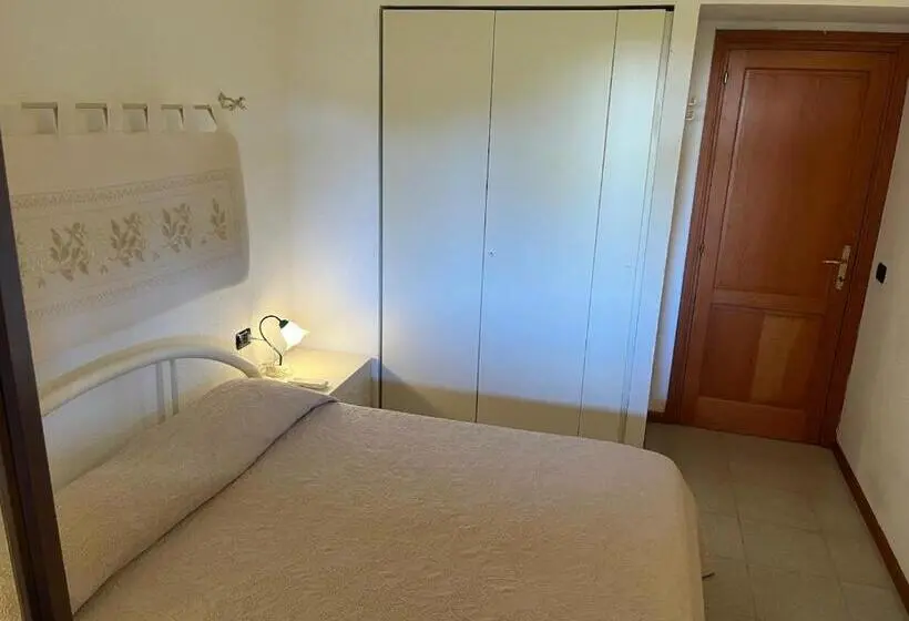 Talo 2 Makuuhuonetta, Porto Coda Cavallo Salina Bamba