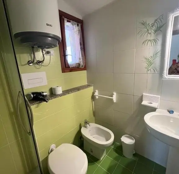 Huoneisto 2 Makuuhuonetta, Porto Coda Cavallo Salina Bamba