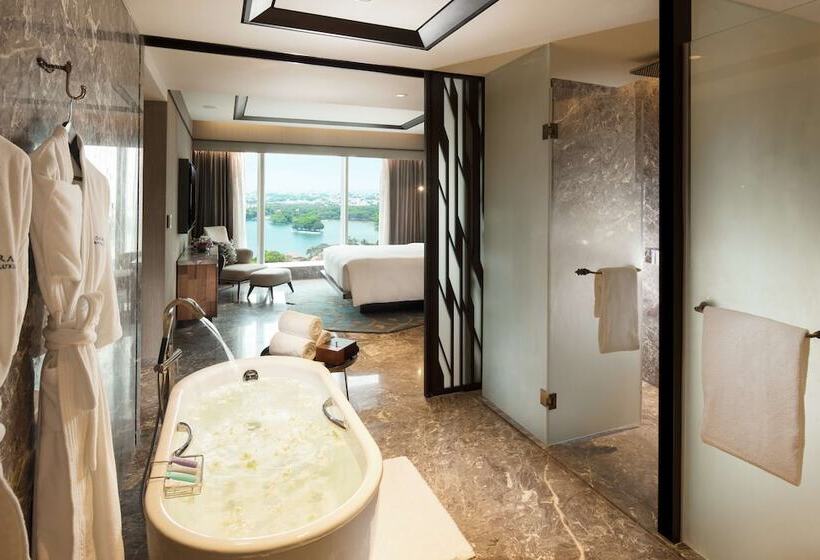 行政房间, Conrad Bengaluru
