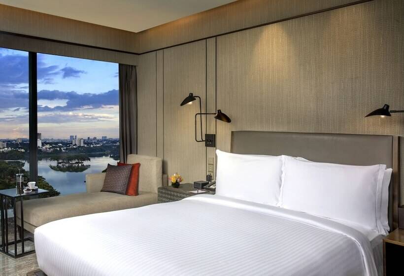 行政房间, Conrad Bengaluru