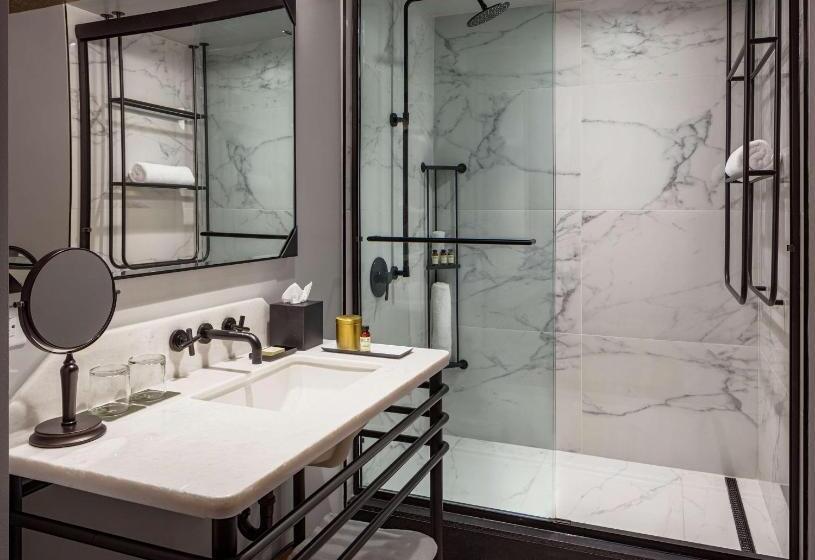 اتاق لوکس با تخت بزرگ, Holston House Nashville, In The Unbound Collection By Hyatt