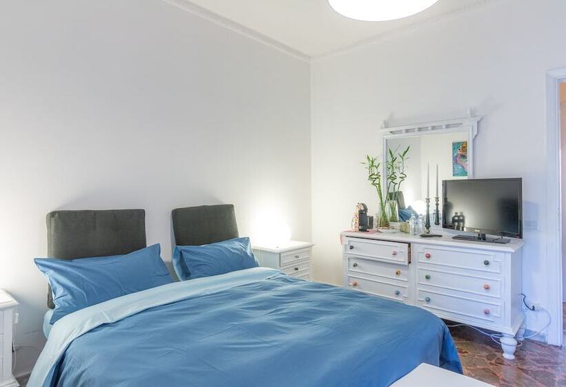 Habitación Estándar Interior, Larala