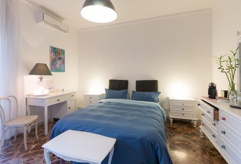 Habitación Estándar Interior, Larala