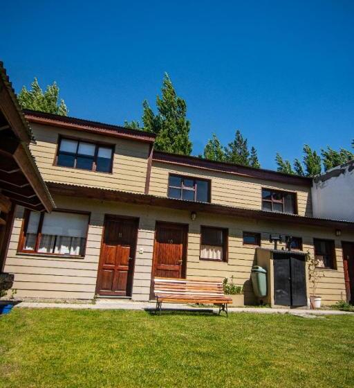 דירת חדר, Las Avutardas Hosteria