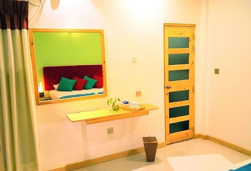 ویلای لوکس 1 خوابه, Select Village Maafushi