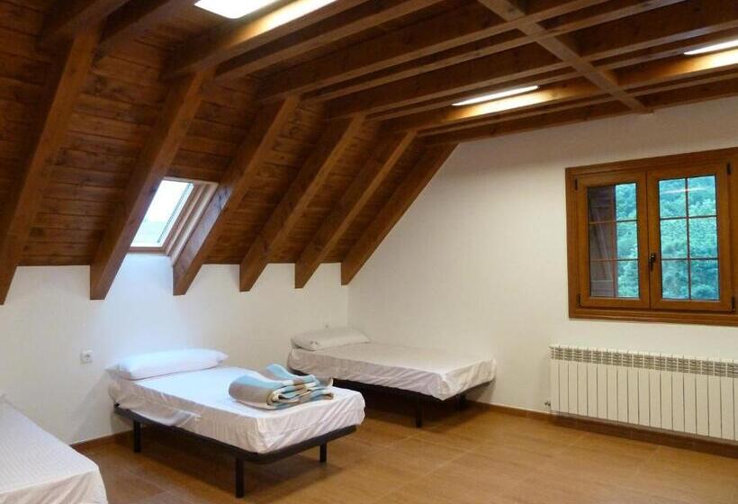 Кровать в Общей Комнате, Hostal Rural Haizea