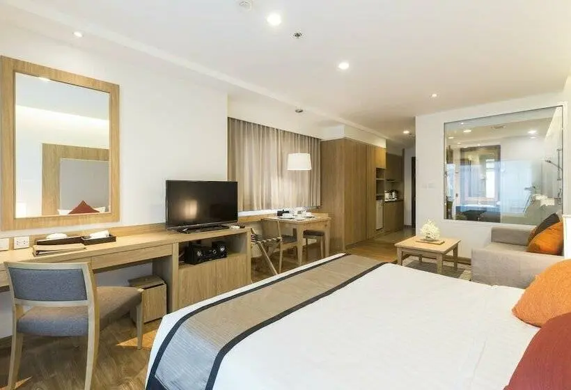スタンダードスタジオ, Kantary Hotel Korat