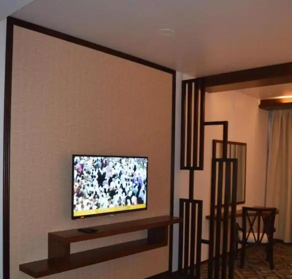 デラックスジュニアスイート, Lily Hotel Suite Mubarraz