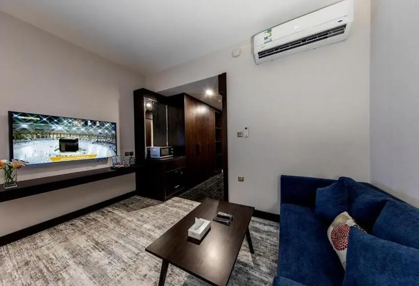 スーペリアスタジオ, Lily Hotel Suite Mubarraz