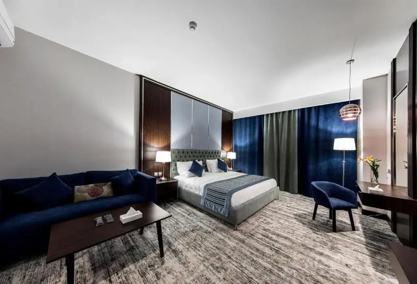 スーペリアスタジオ, Lily Hotel Suite Mubarraz