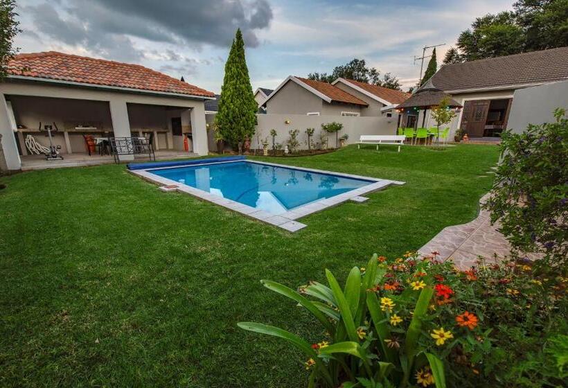 스탠다드 트리플 룸, Angelica Guest House