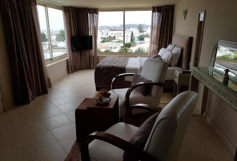 سوییت جونیور با چشمانداز استخر, Maison D Hôtes Dar Ennassim