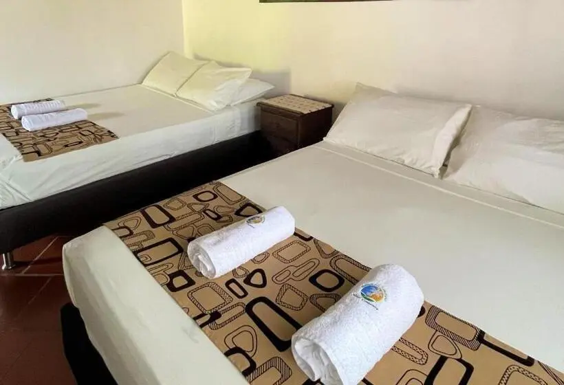 スタンダード4人部屋, Campestre Palmas Del Zamorano