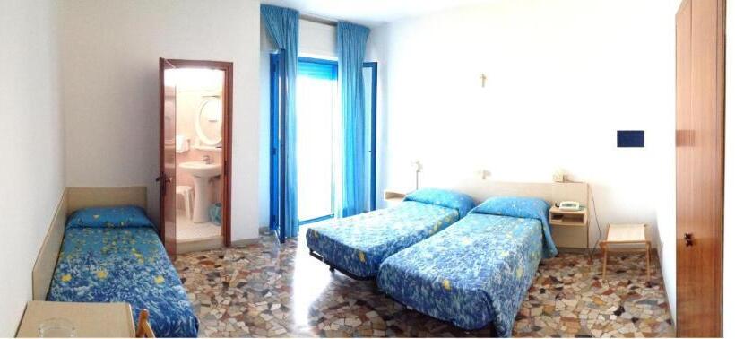 Balkonlu Üç Kişilik Standart Oda, Playa E Mare Nostrum