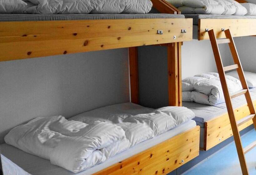 غرفة قياسية ثلاثية, Danhostel Aalborg