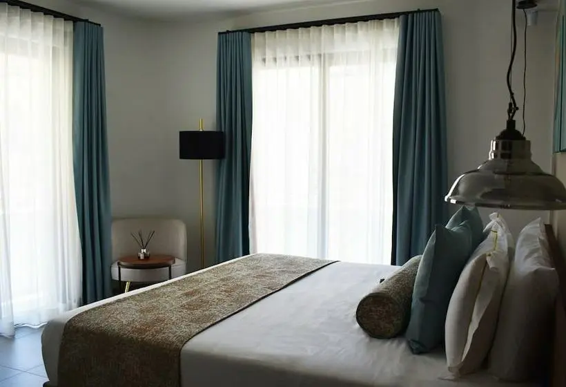 سوییت با چشم‌انداز دریا, 1926 Le Soleil Hotel & Spa