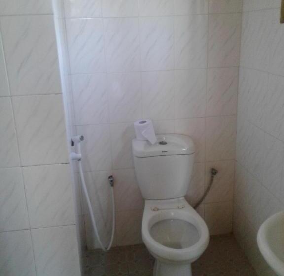 سوییت, Jj & Je Family House