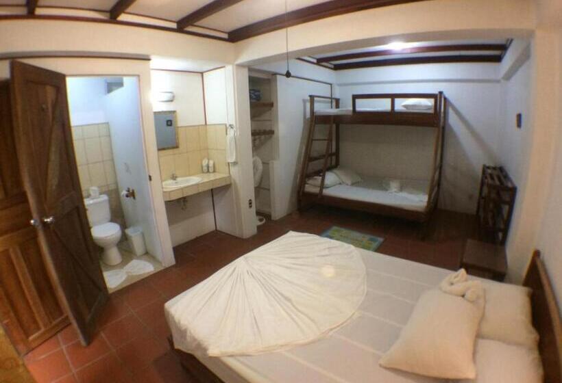 اتاق خانوادگی, Casa Marbella