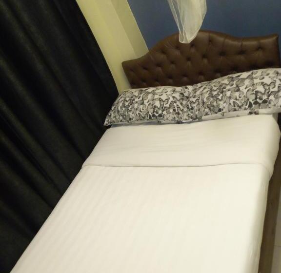 스탠다드 룸, Inks