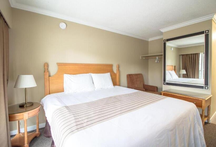 스위트, Okanagan Royal Park Inn By Elevate Rooms