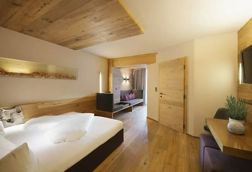 スイート, Almhof Family Und Wellness Resort