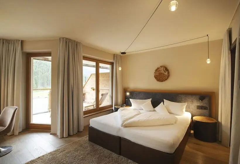 スーペリアースイート, Almhof Family Und Wellness Resort