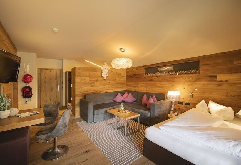 سوییت لوکس, Almhof Family Und Wellness Resort