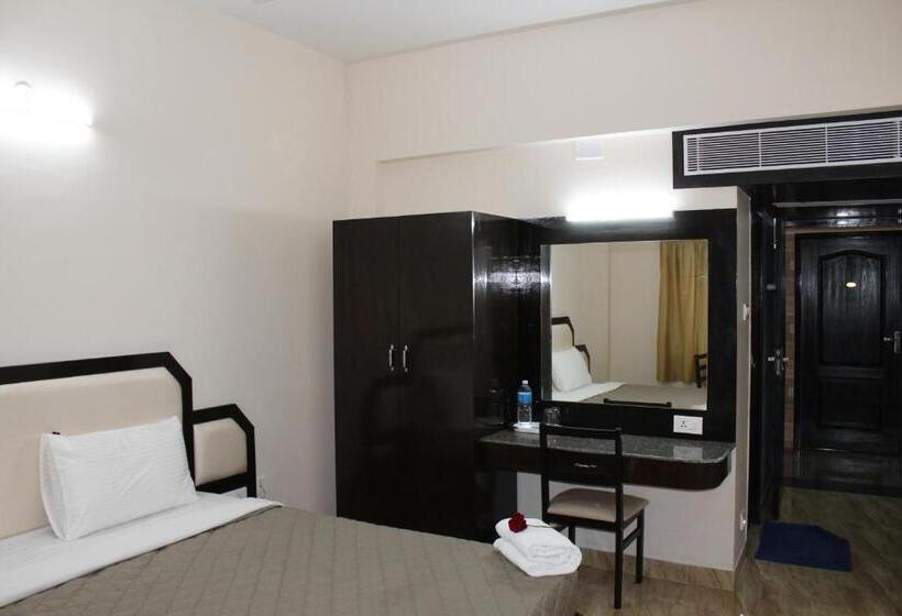 Номер Deluxe, Jaidharshini Palace