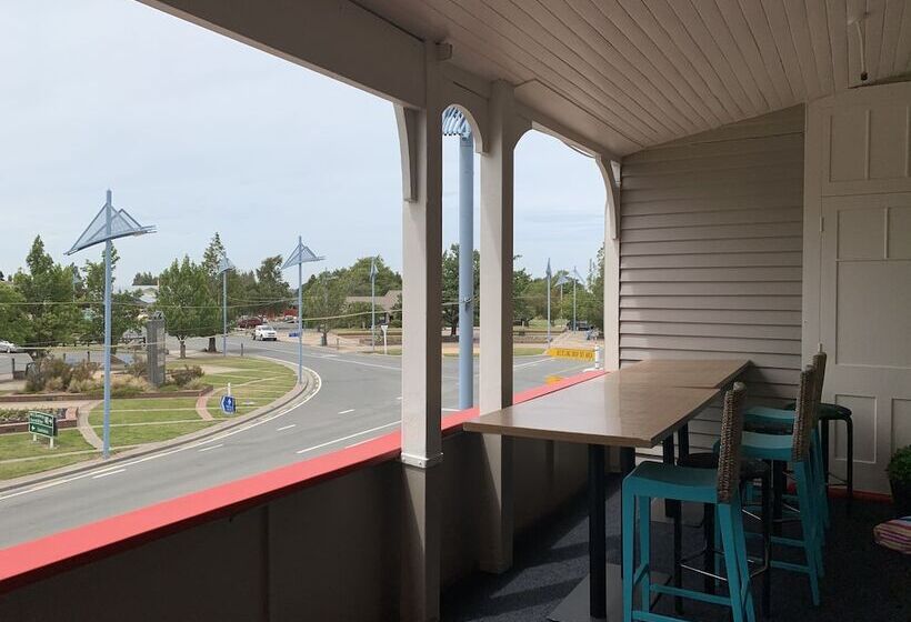 キングサイズベッドのスタンダードルーム, The Brown Pub