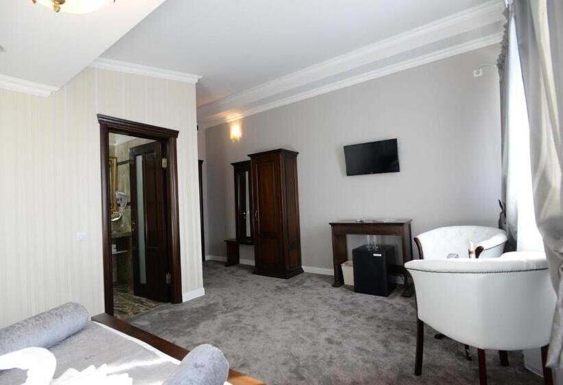 Номер Стандарт, The Classic