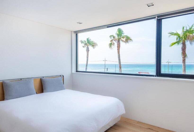 חדר משפחתי נוף לים, Boutique Pool Villa Namib