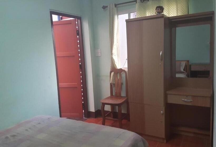 اتاق استاندارد, You&me Hostel