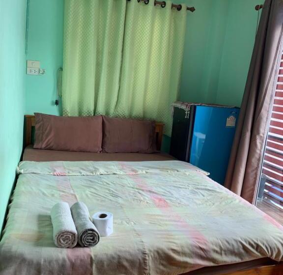 اتاق استاندارد, You&me Hostel