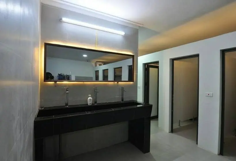 تختخواب در اتاق مشترک, Jasmine Hostel
