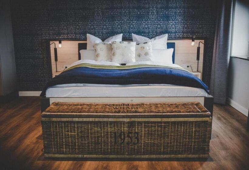 디럭스 룸, Altes Zollamt