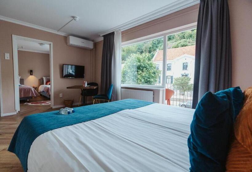 Семейный Номер, Janssen