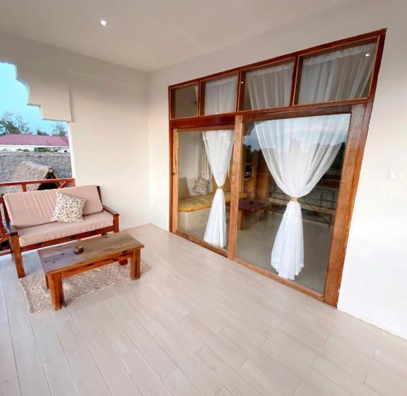 Люкс Deluxe Кровать Кинг, Nungwi Garden Boutique