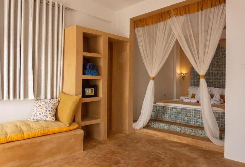 Люкс Deluxe Кровать Кинг, Nungwi Garden Boutique